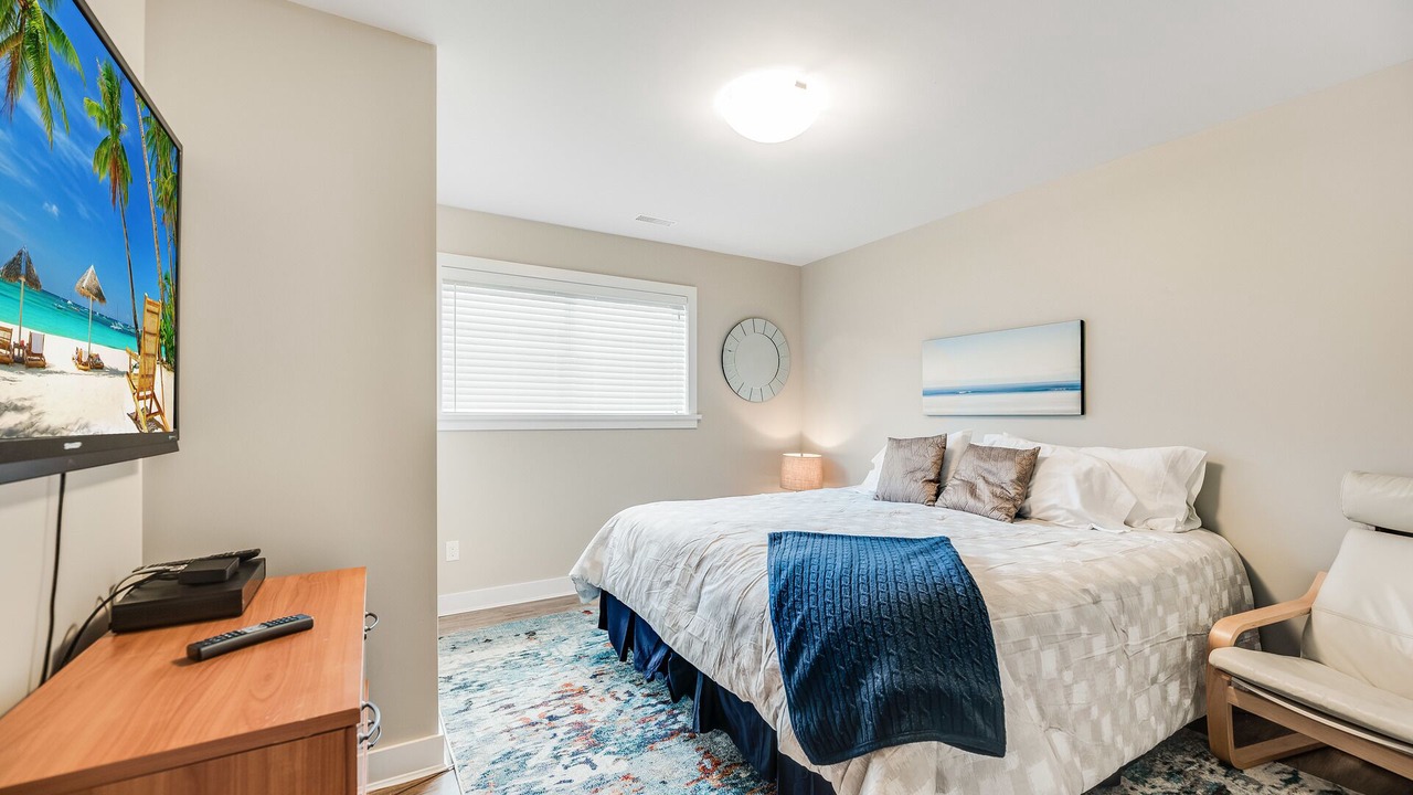 Photo of Bedroom in Saanich East