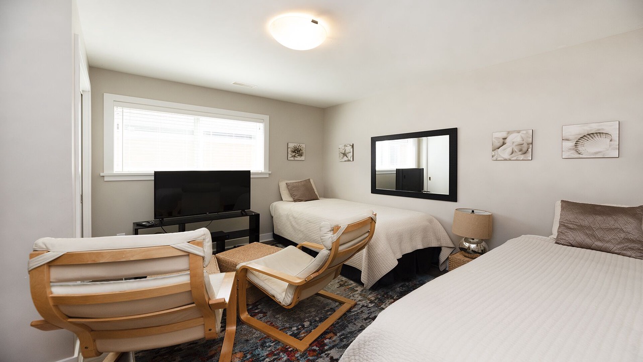 Photo of Bedroom in Saanich East