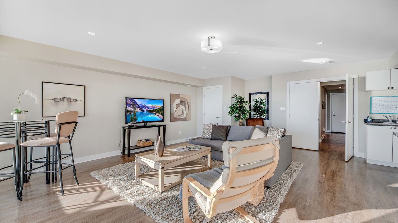 Photo of Livingroom in Saanich East