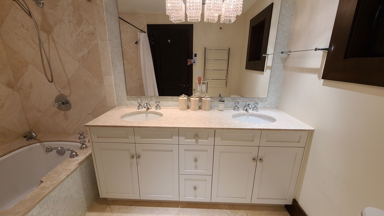 Photo of Bathroom in Upper Village