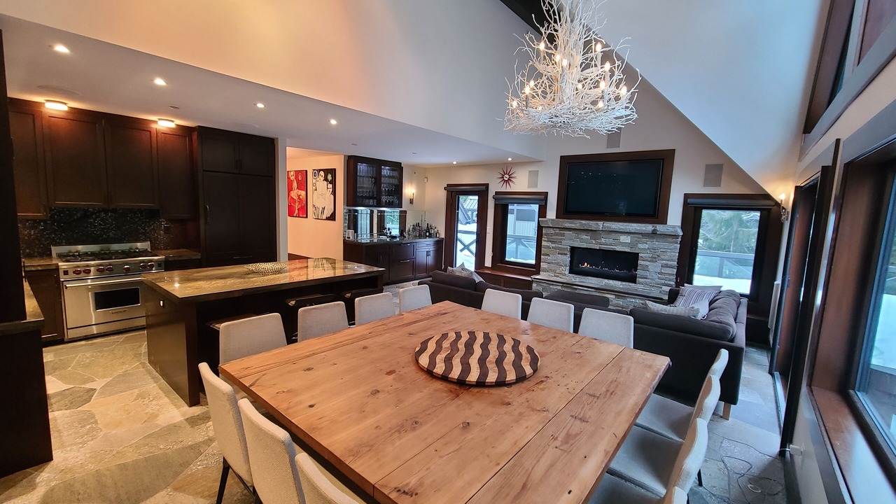 Photo of Livingroom in Upper Village