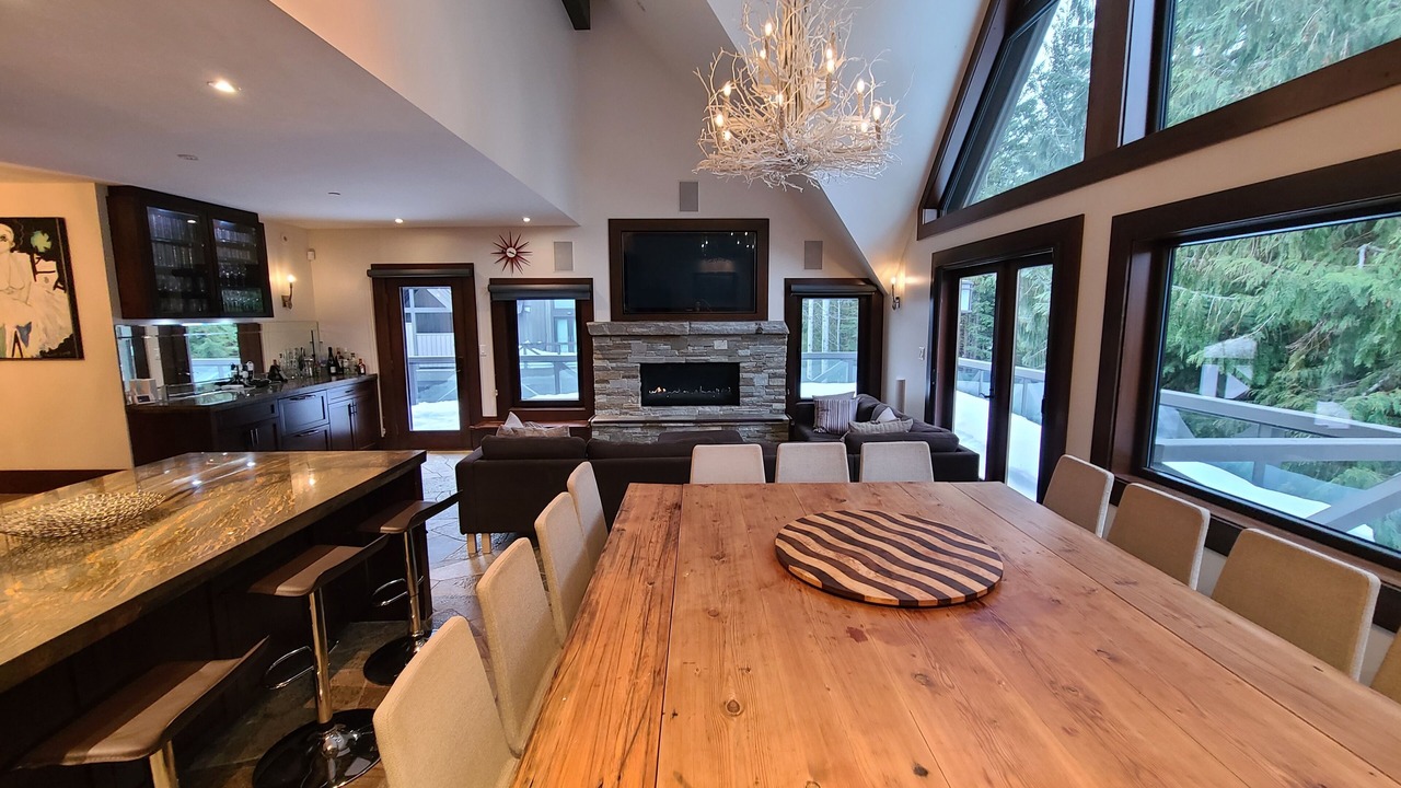 Photo of Livingroom in Upper Village