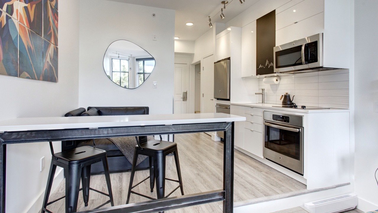 Photo of Kitchen in Whistler Cay Heights