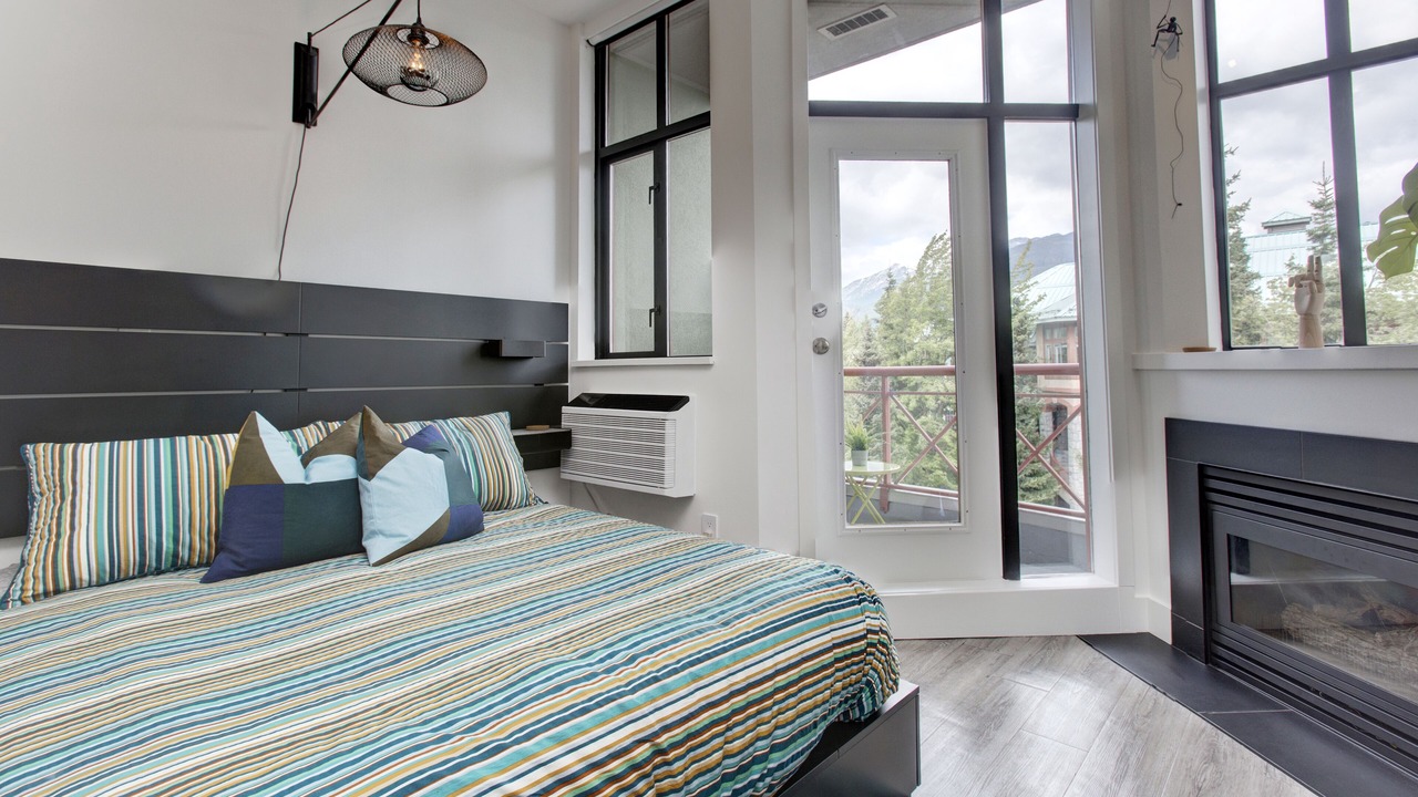 Photo of Bedroom in Whistler Cay Heights