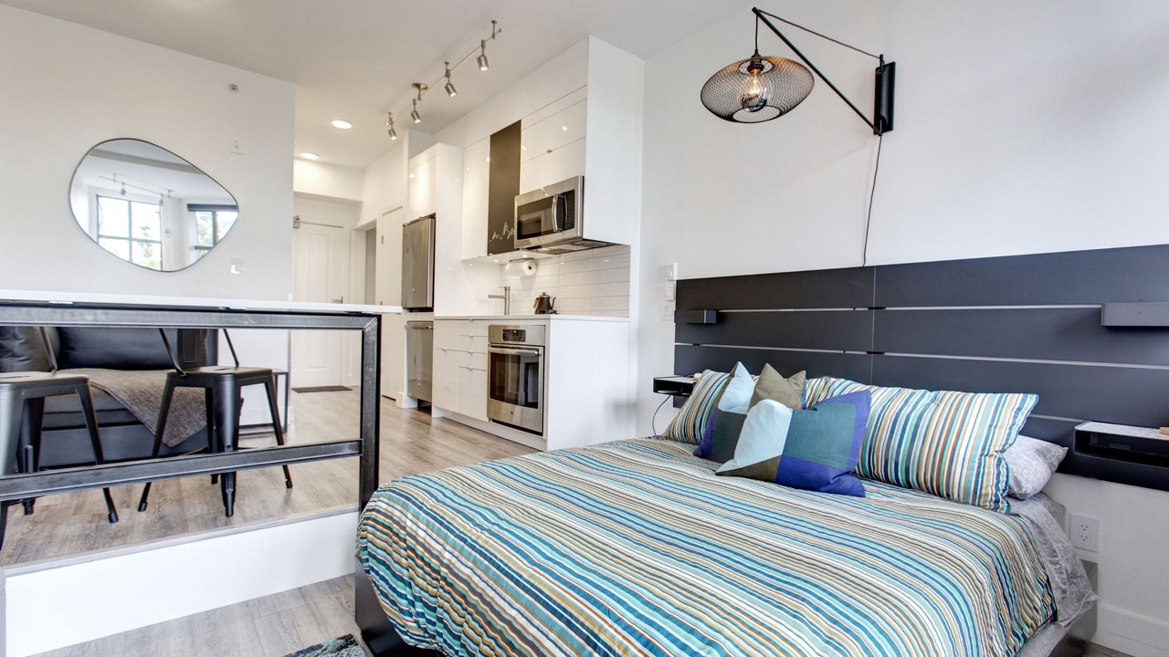 Photo of Bedroom in Whistler Cay Heights