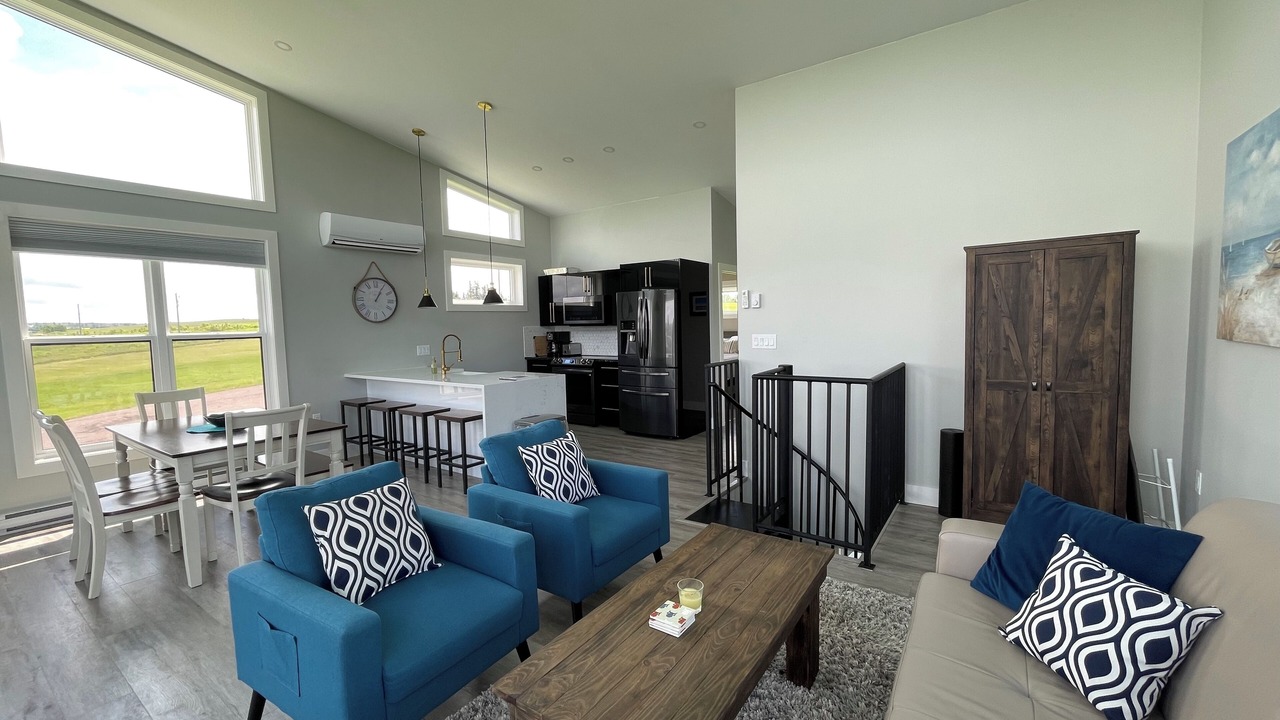 Photo of Livingroom in Bayview