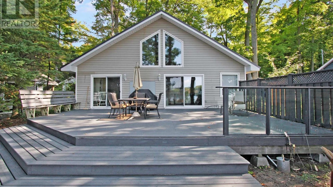 Photo of Outdoor in Tiny