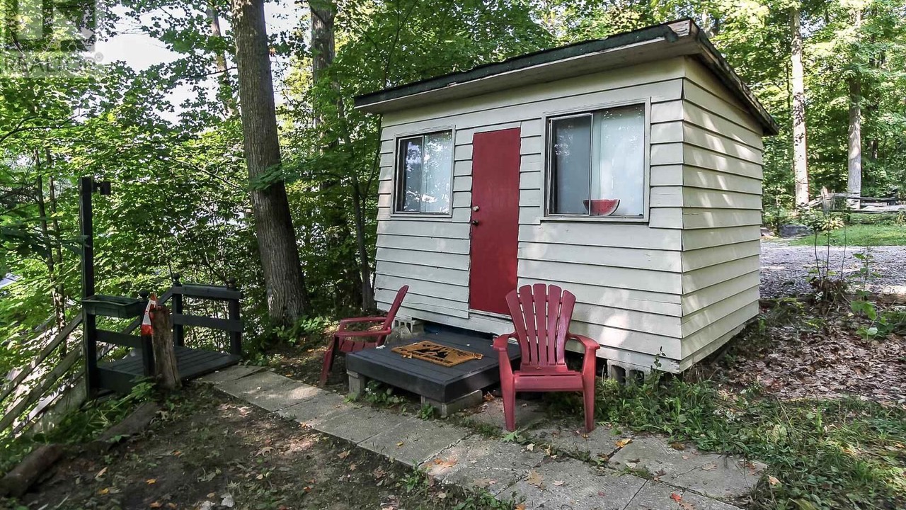 Photo of Outdoor in Tiny