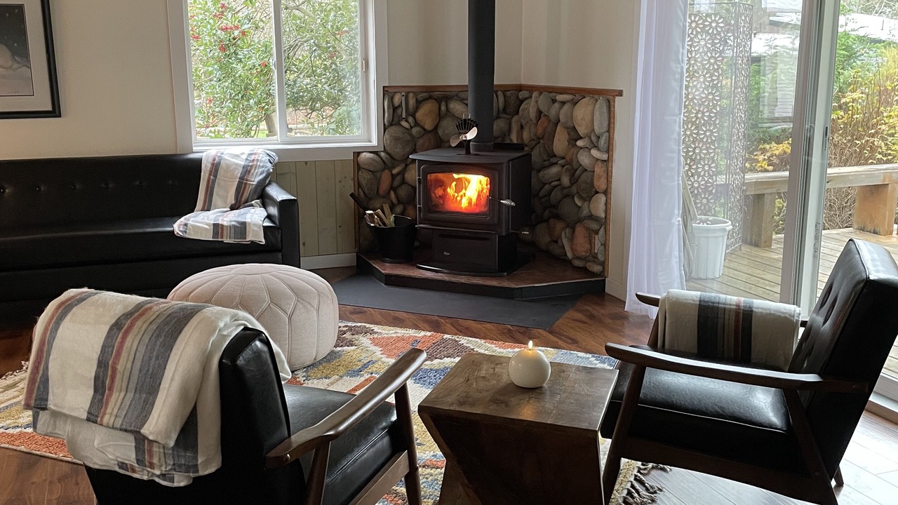 Photo of Livingroom in Comox