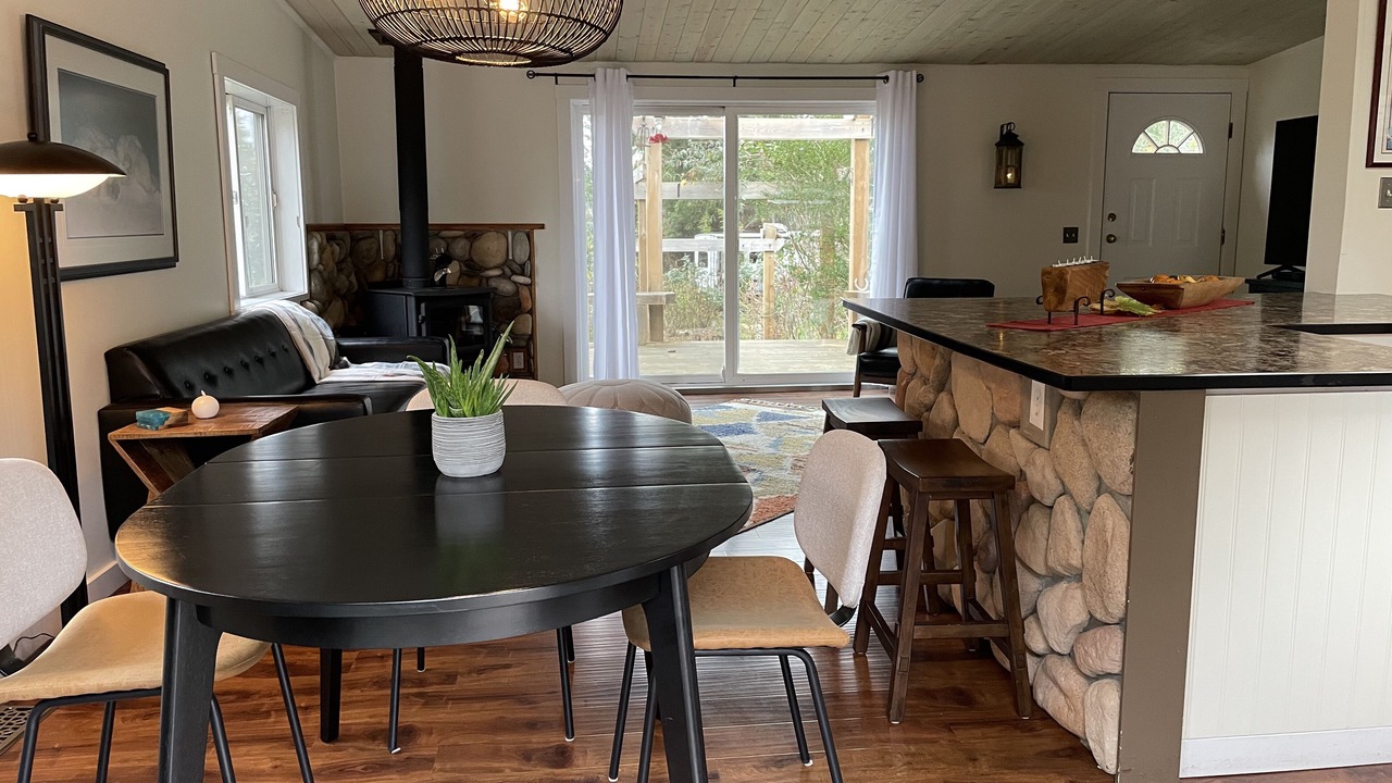 Photo of Livingroom in Comox
