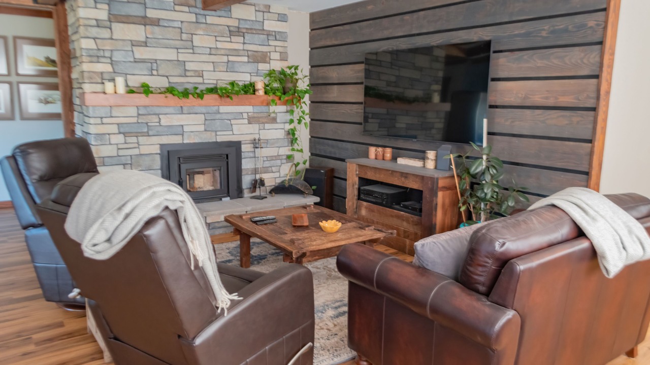 Photo of Livingroom in Yellow Point