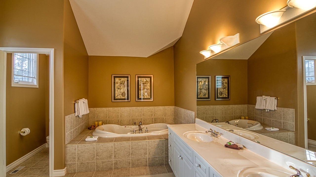 Photo of Bathroom in East Kootenay