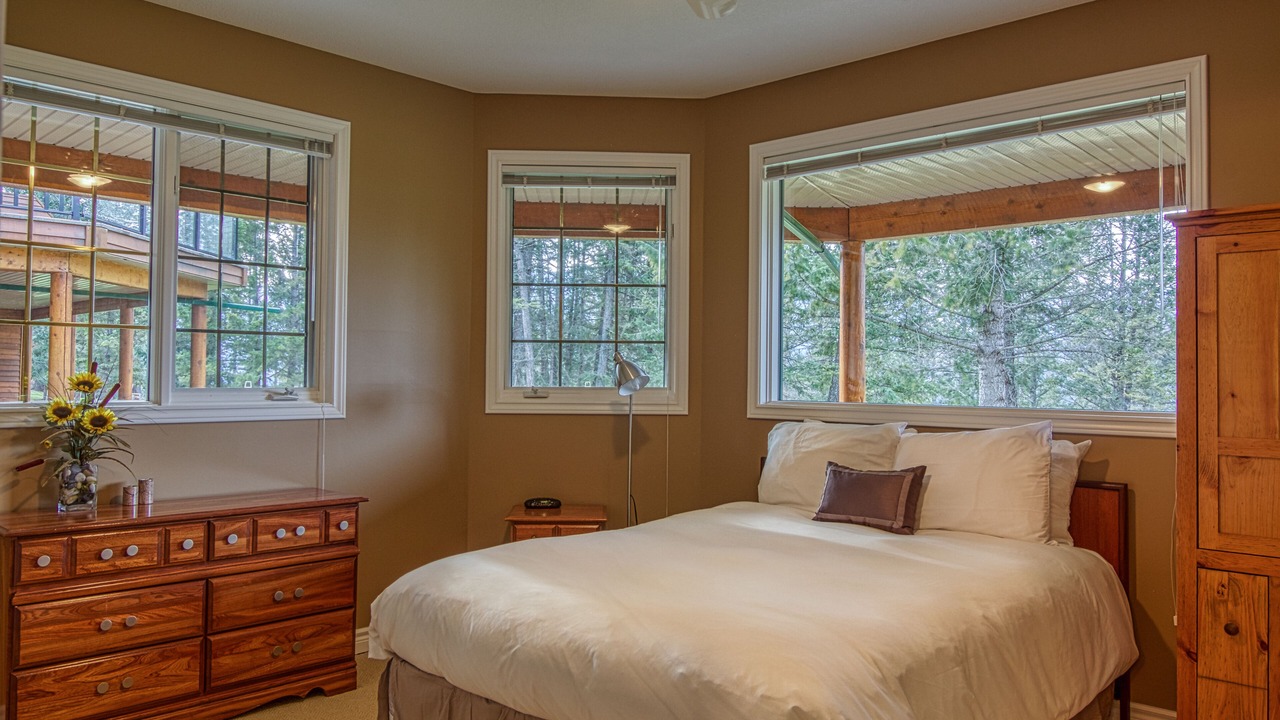 Photo of Bedroom in East Kootenay