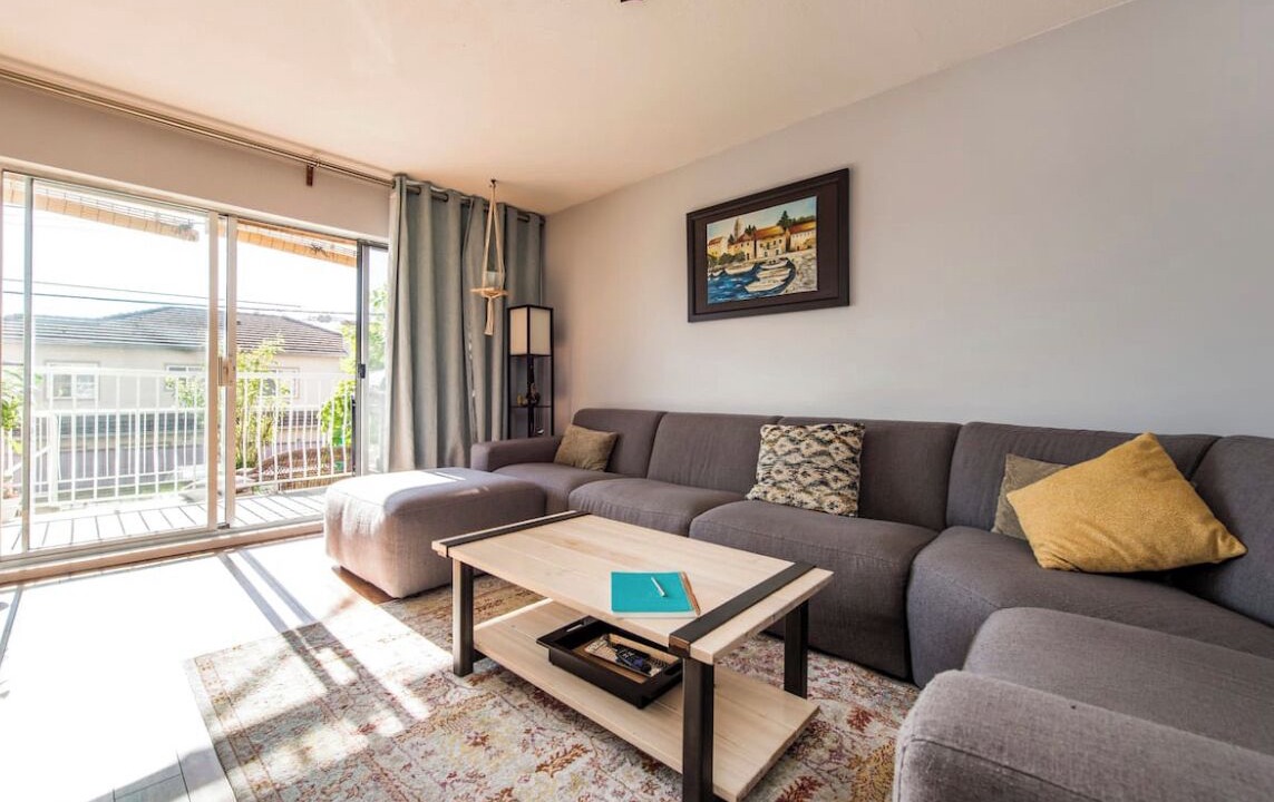Photo of Livingroom in Riley Park