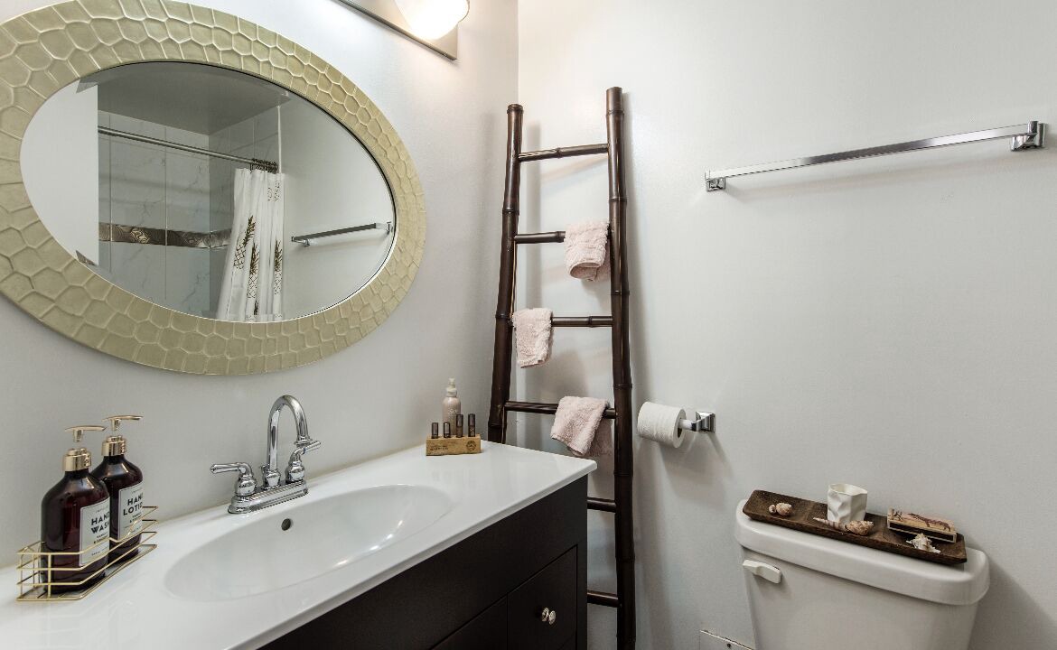 Photo of Bathroom in Riley Park