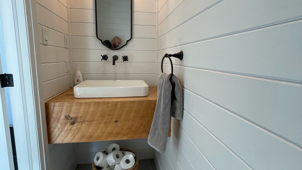 Photo of Bedroom in Trent Lakes
