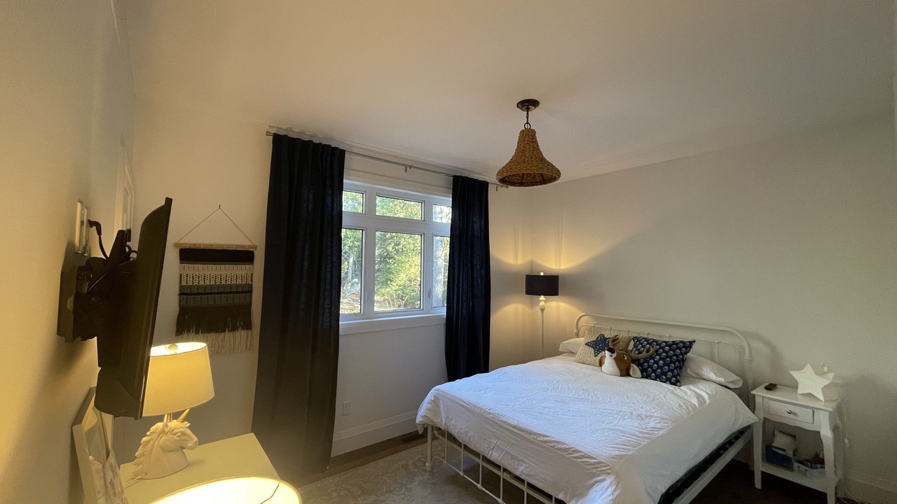 Photo of Bedroom in Trent Lakes