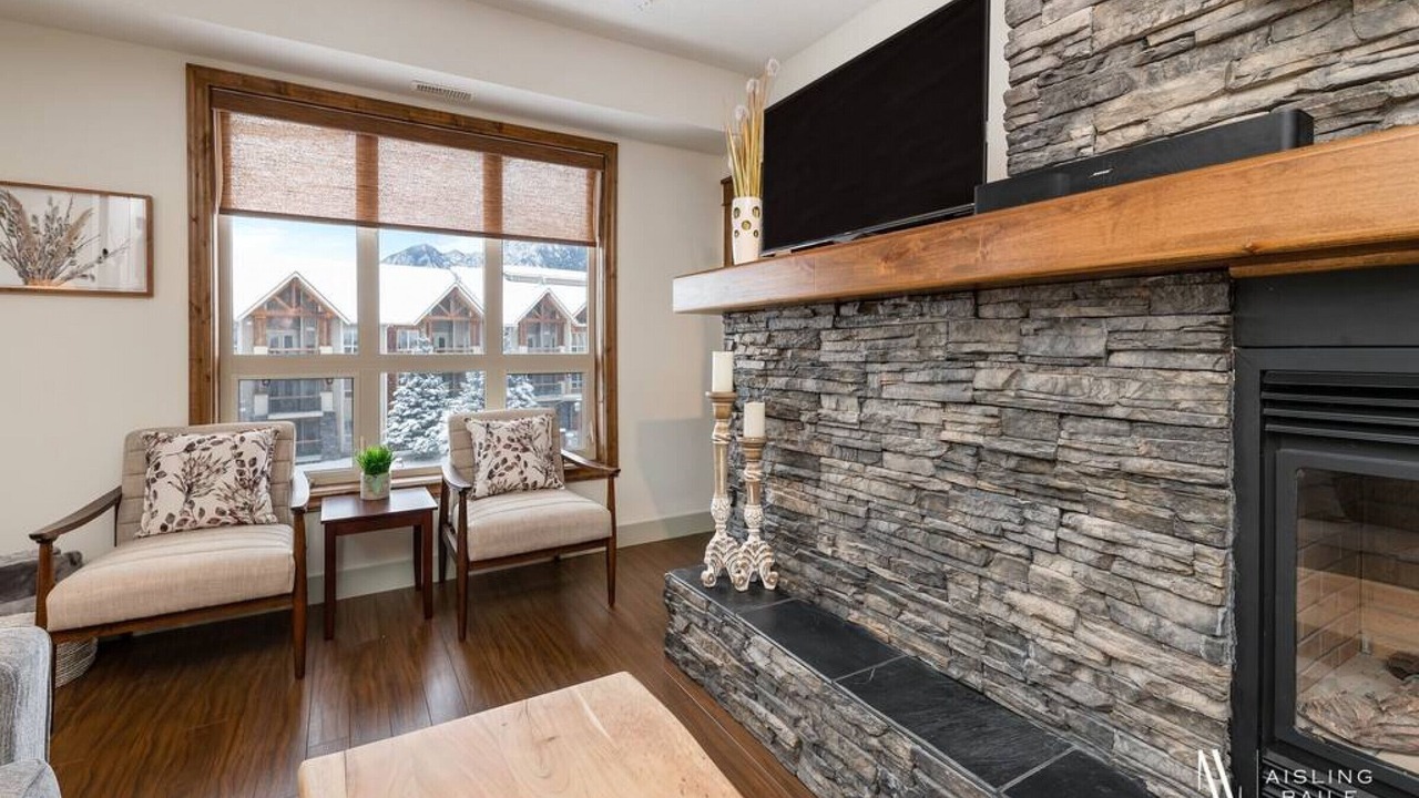Photo of Livingroom in East Kootenay