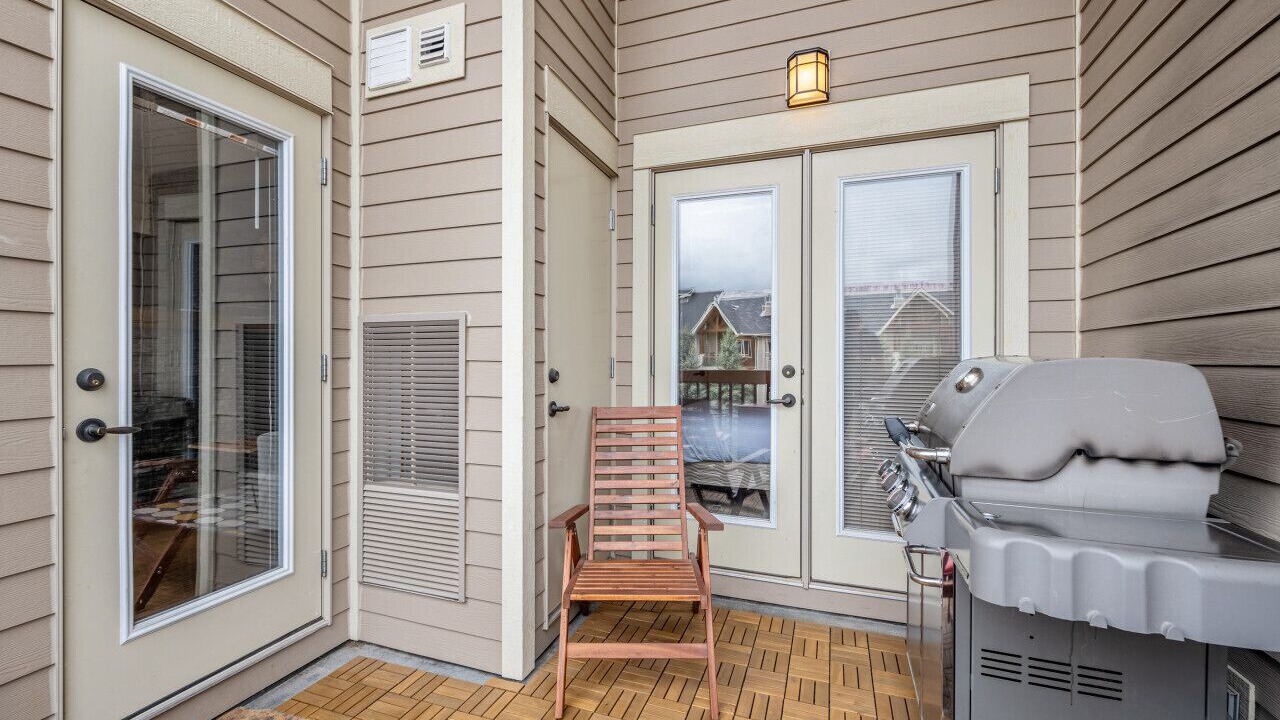 Photo of Patio Balcony in East Kootenay