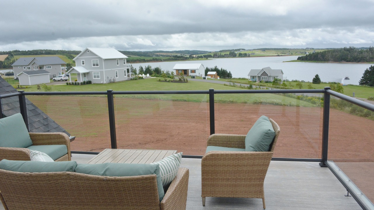 Photo of Patio Balcony in French River