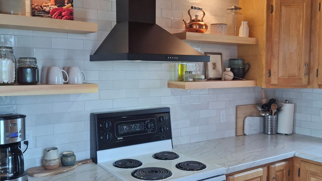 Photo of Kitchen in Brackley Beach