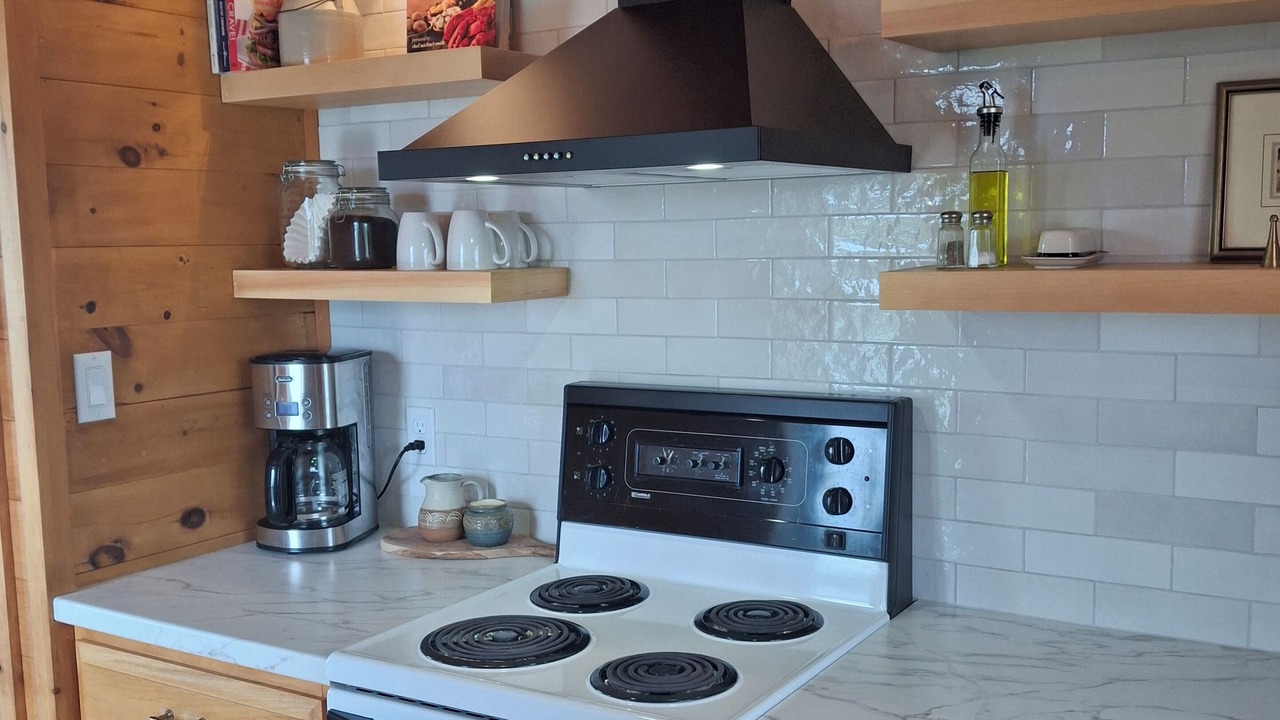 Photo of Kitchen in Brackley Beach