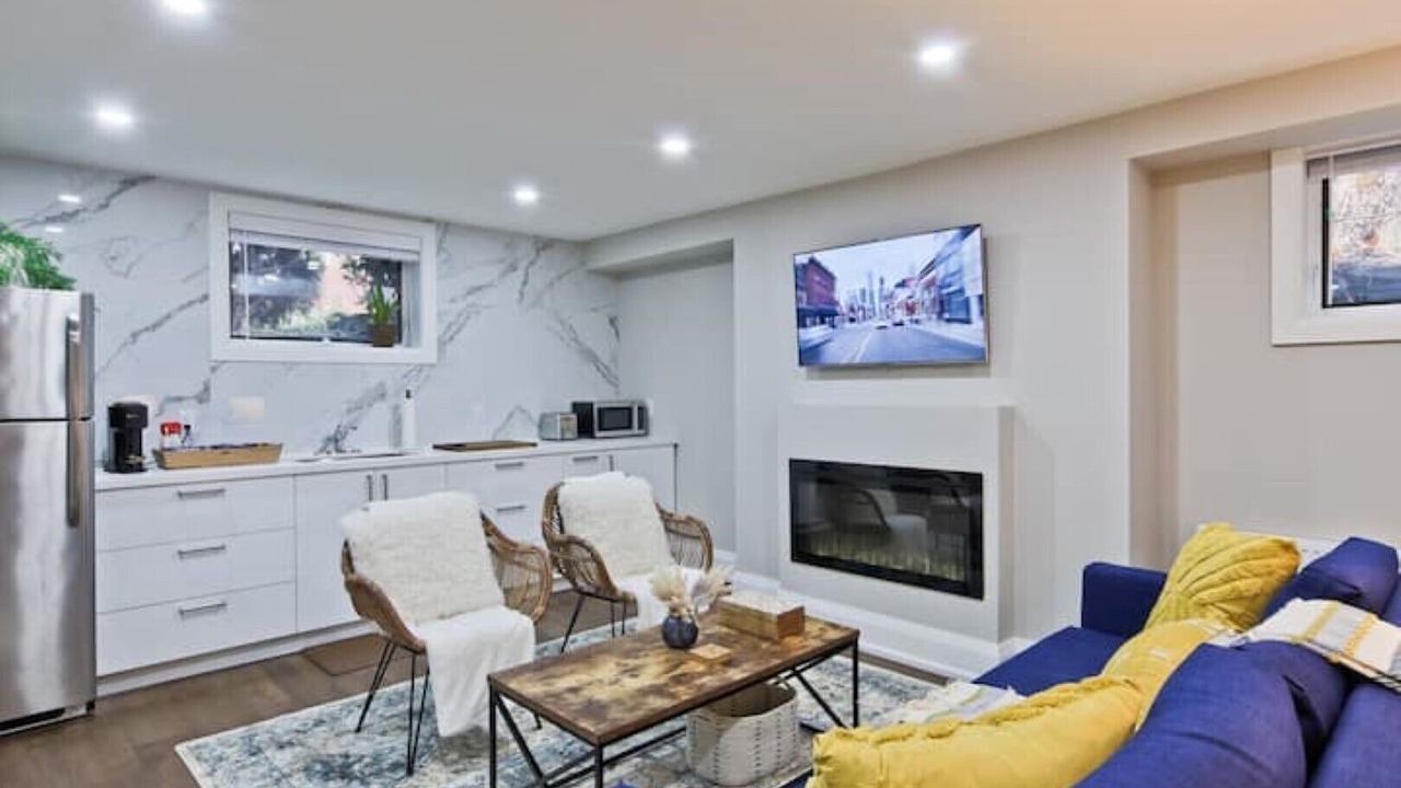 Photo of Livingroom in High Park North