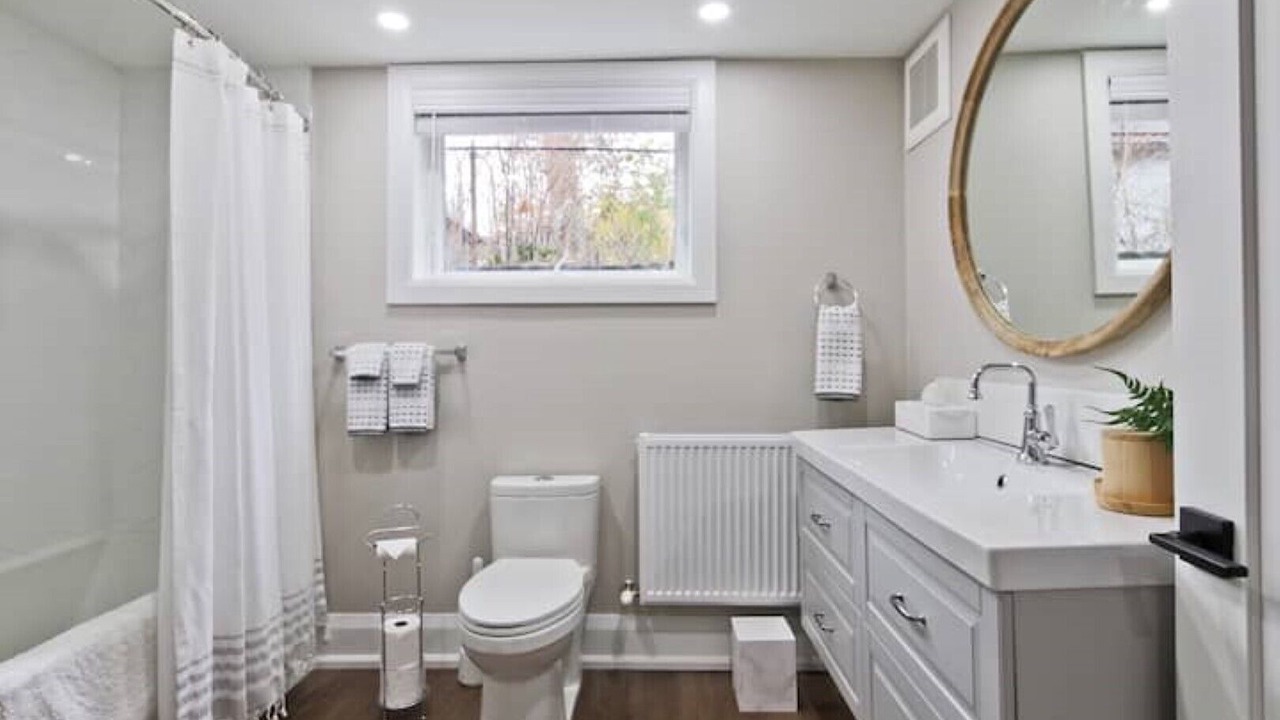 Photo of Bathroom in High Park North
