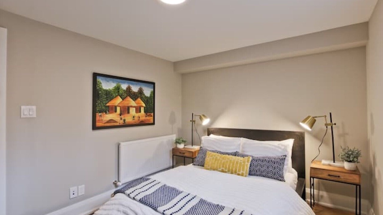 Photo of Bedroom in High Park North