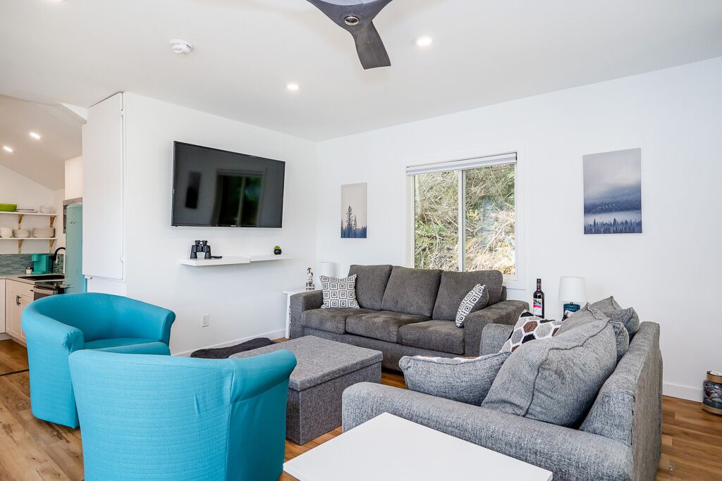 Photo of Livingroom in Georgian Bay