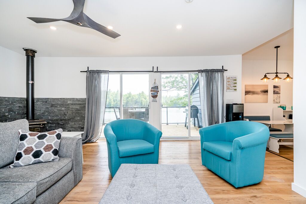 Photo of Livingroom in Georgian Bay