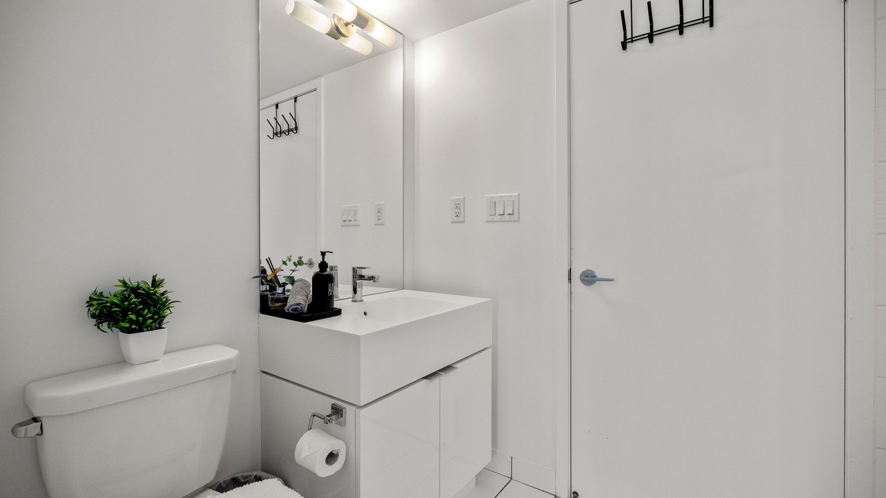 Photo of Bathroom in CityPlace