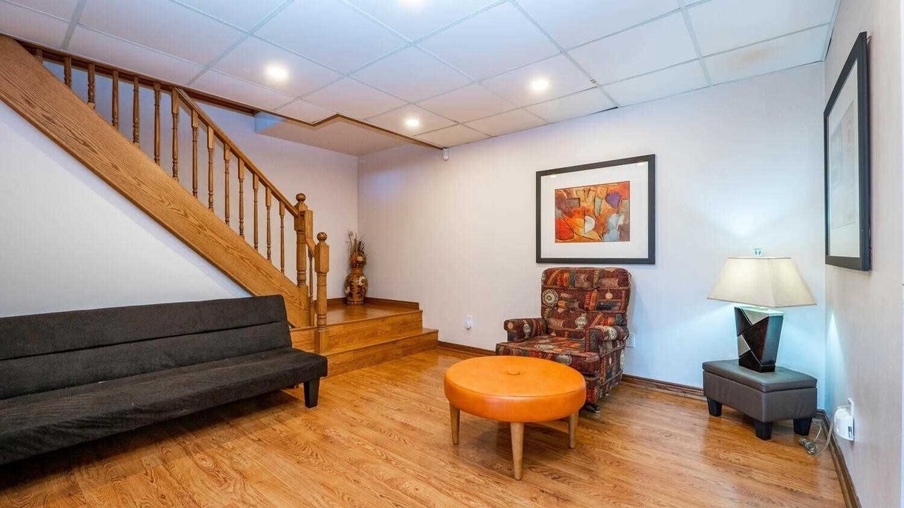 Photo of Livingroom in Wiarton