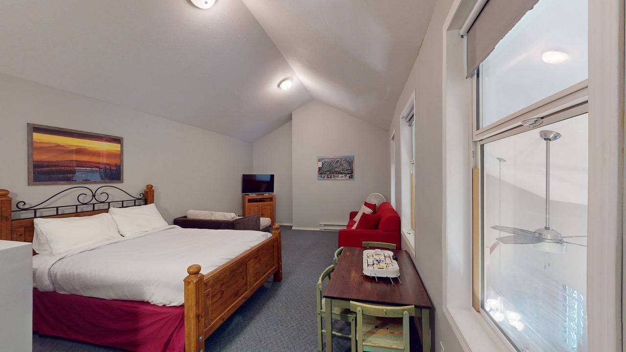 Photo of Bedroom in Big White Ski Resort