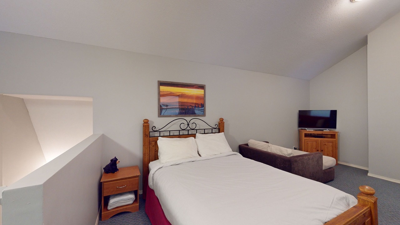 Photo of Bedroom in Big White Ski Resort