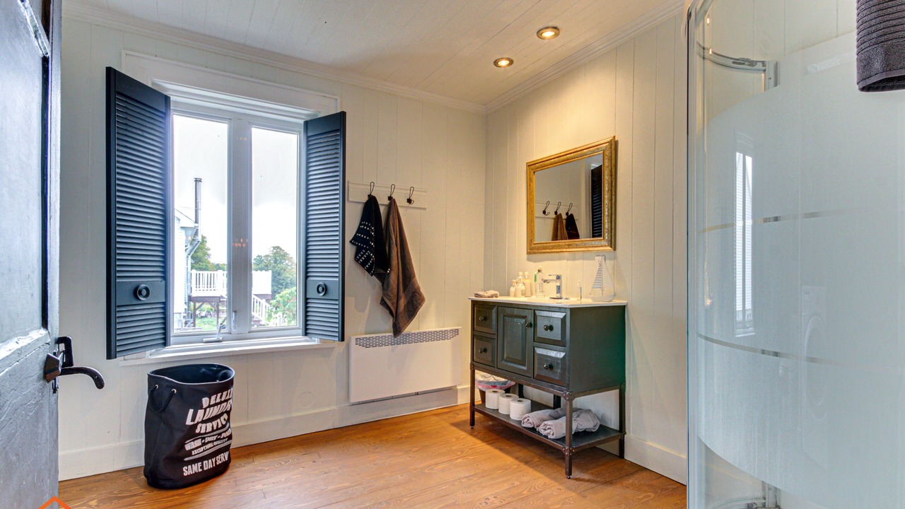 Photo of Bathroom in Deschambault-Grondines