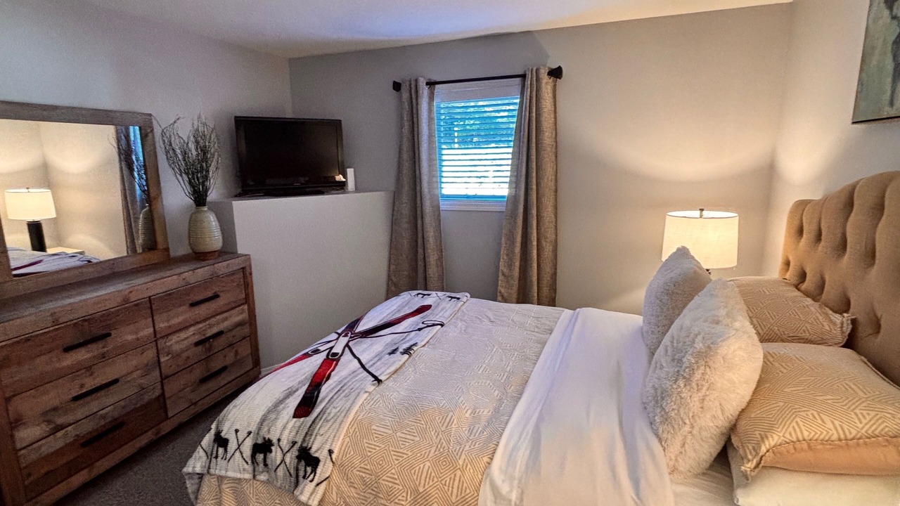 Photo of Bedroom in Big White Ski Resort