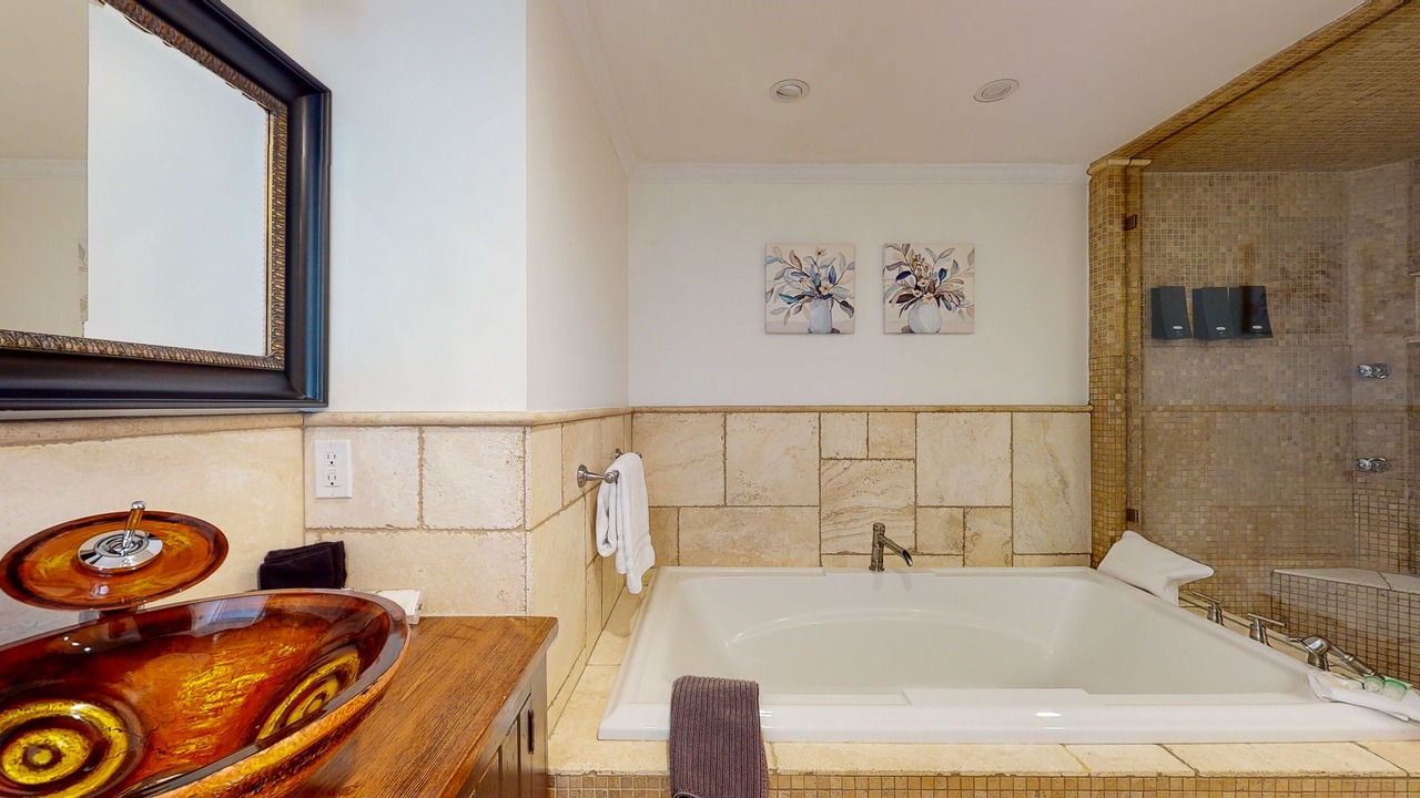 Photo of Bathroom in Selma Park