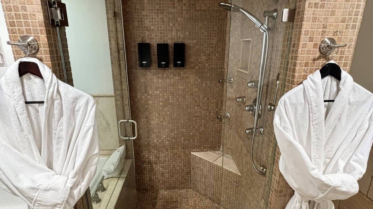 Photo of Bathroom in Selma Park