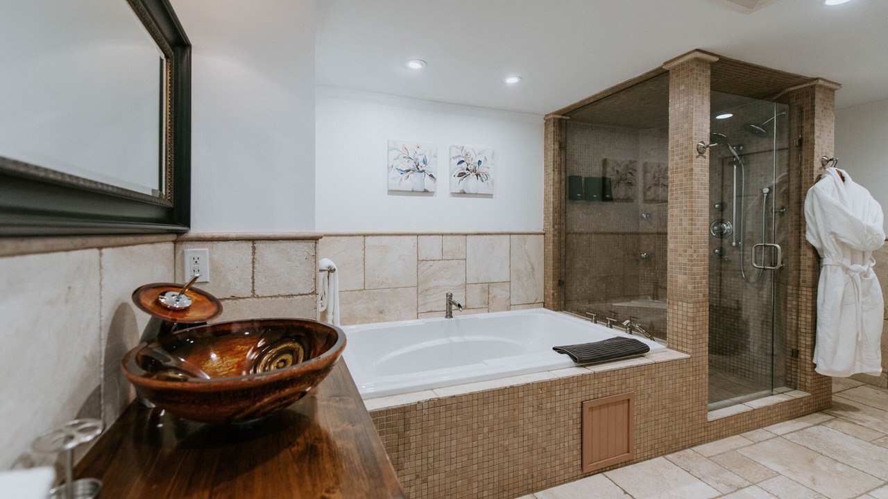Photo of Bathroom in Selma Park