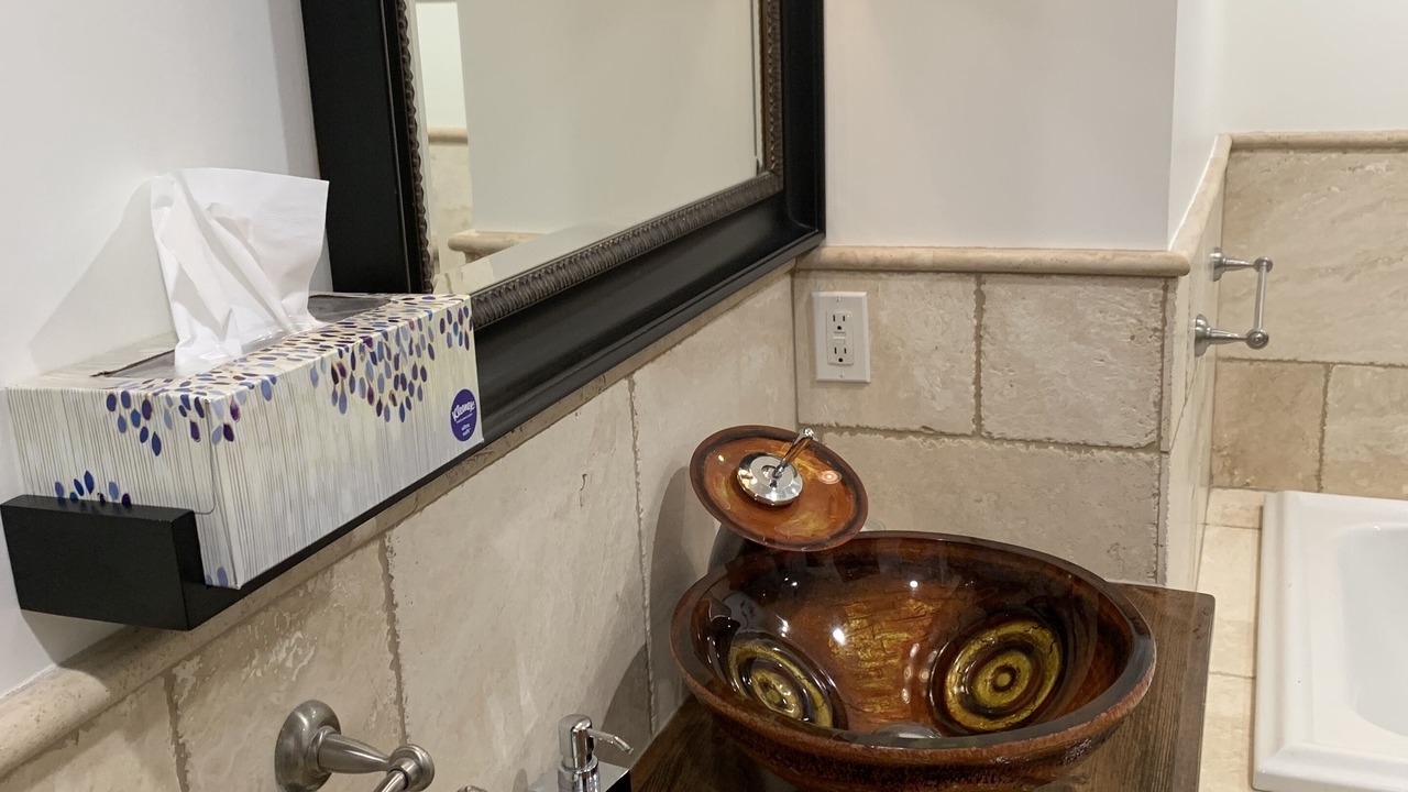 Photo of Bathroom in Selma Park