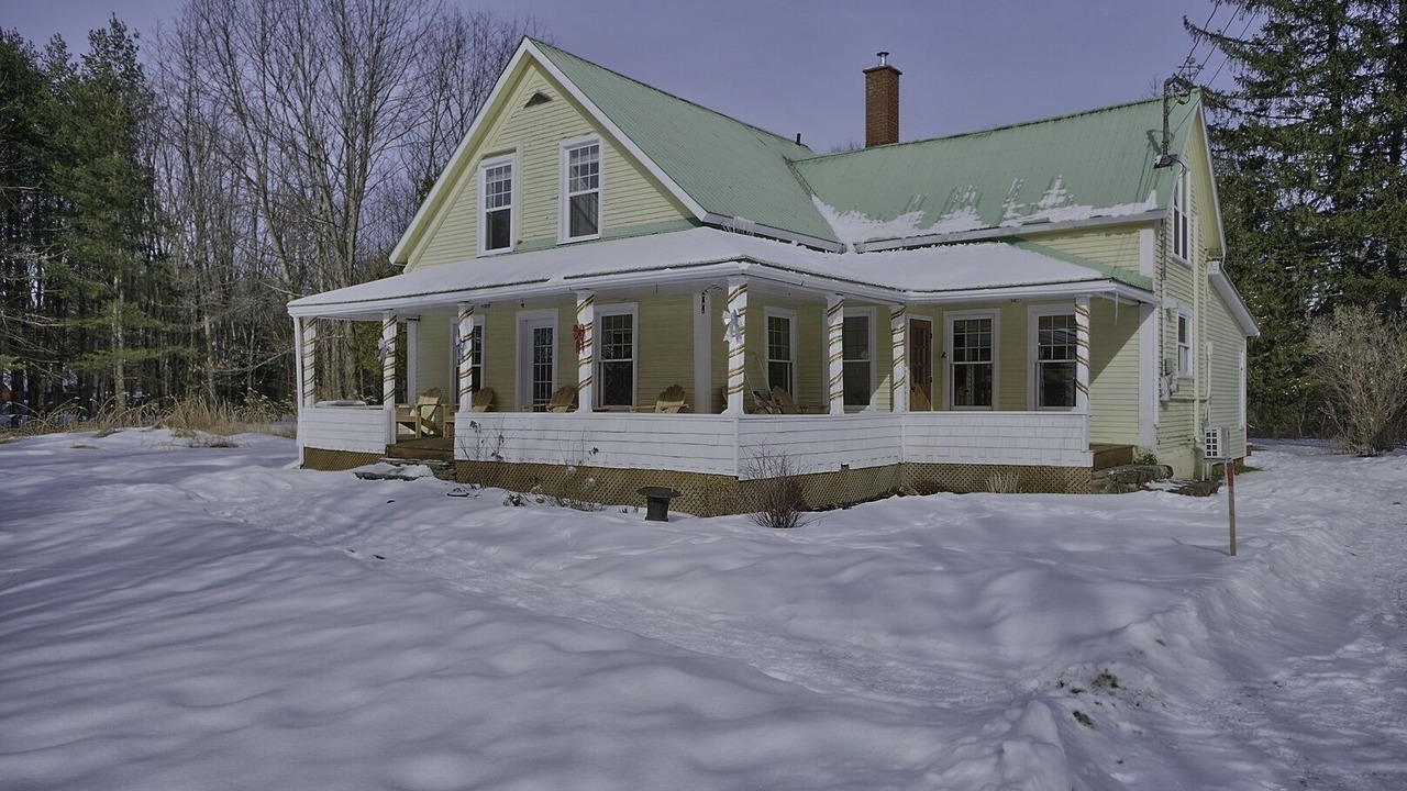 Photo of Outdoor in Ayers Cliff