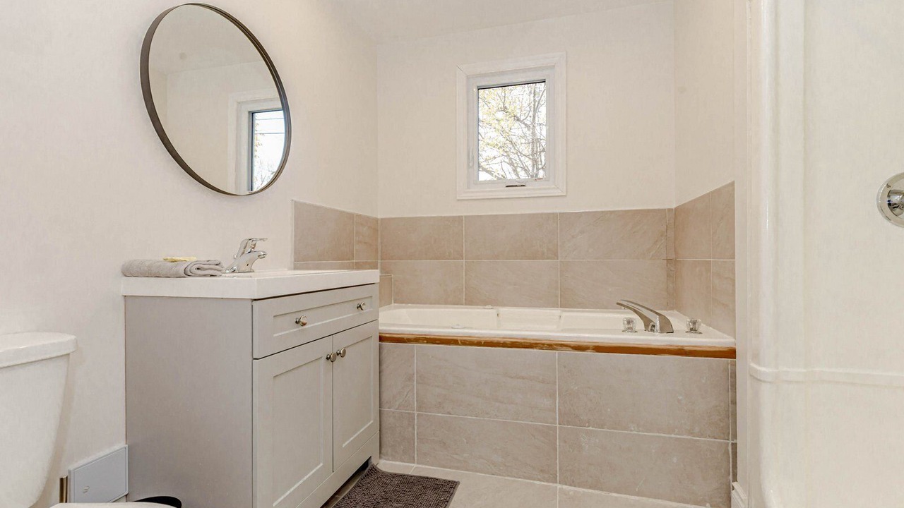 Photo of Bathroom in St. Davids