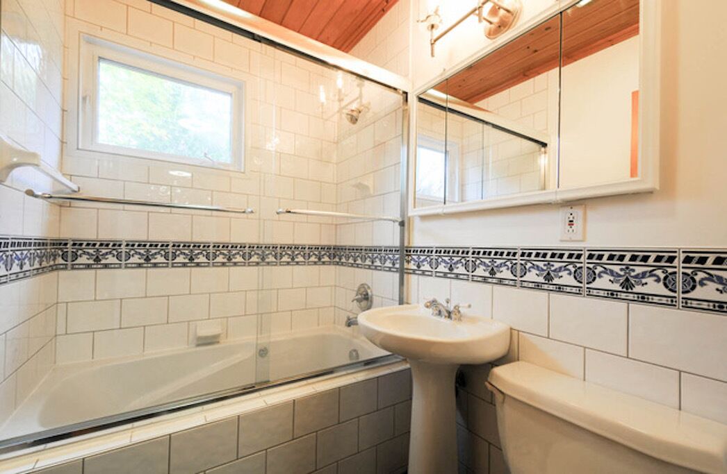 Photo of Bathroom in Prevost