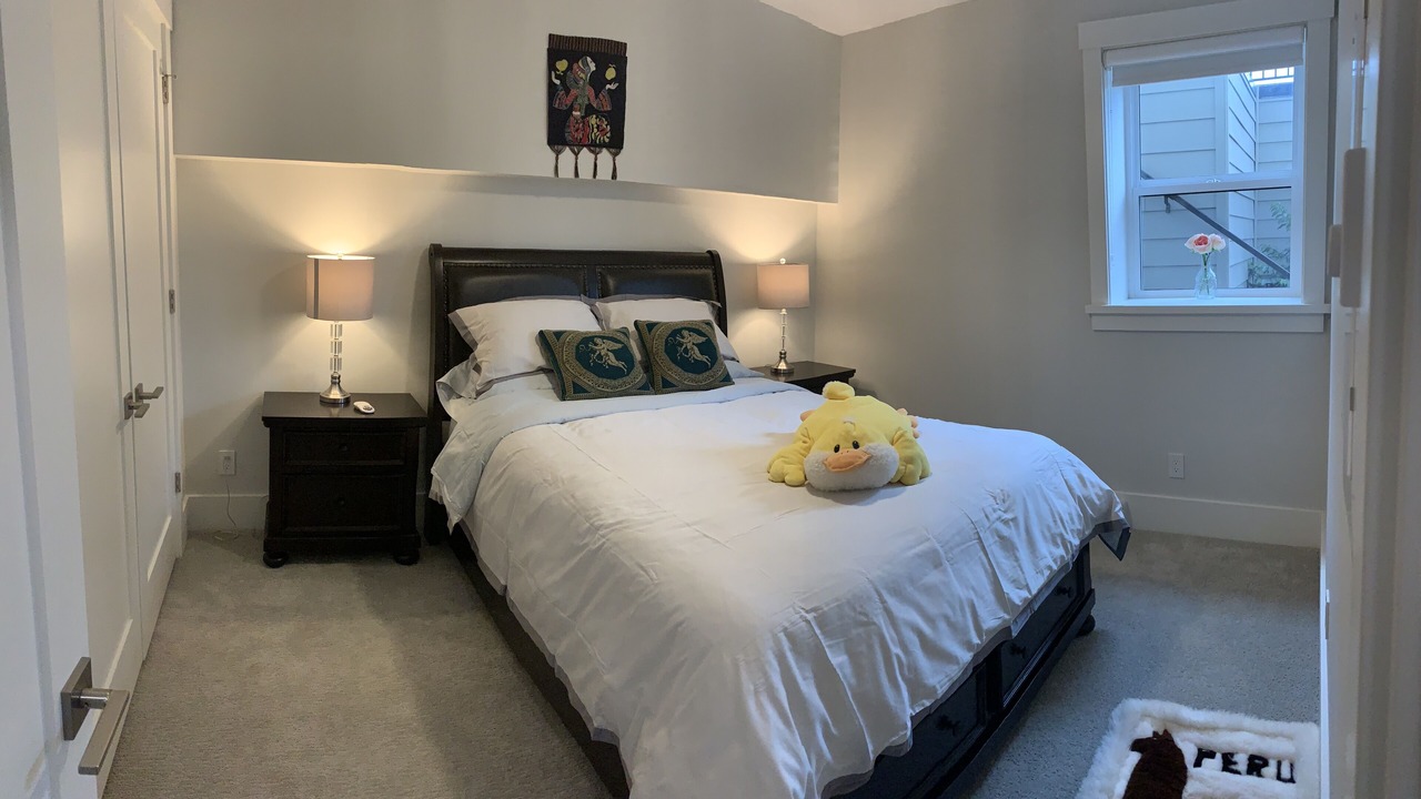 Photo of Bedroom in White Rock