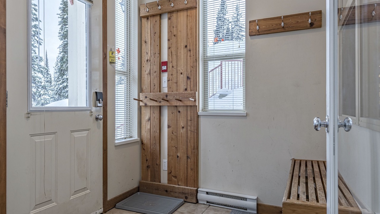 Photo of Bedroom in Silver Star Mountain