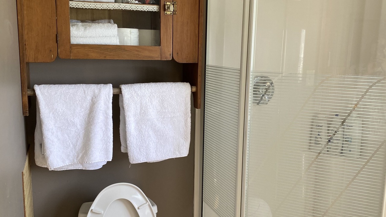 Photo of Bathroom in Louth