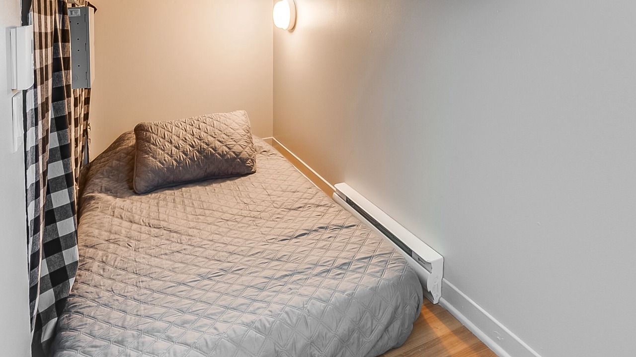 Photo of Bedroom in Stoneham