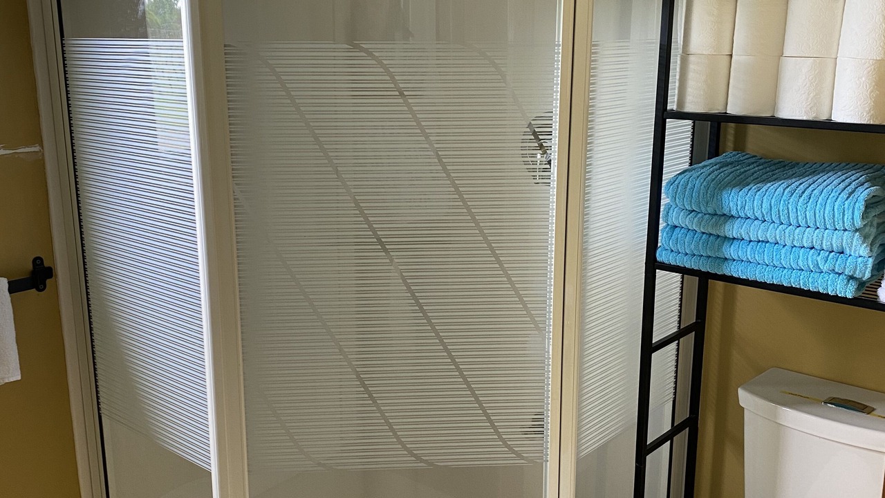 Photo of Bathroom in Louth
