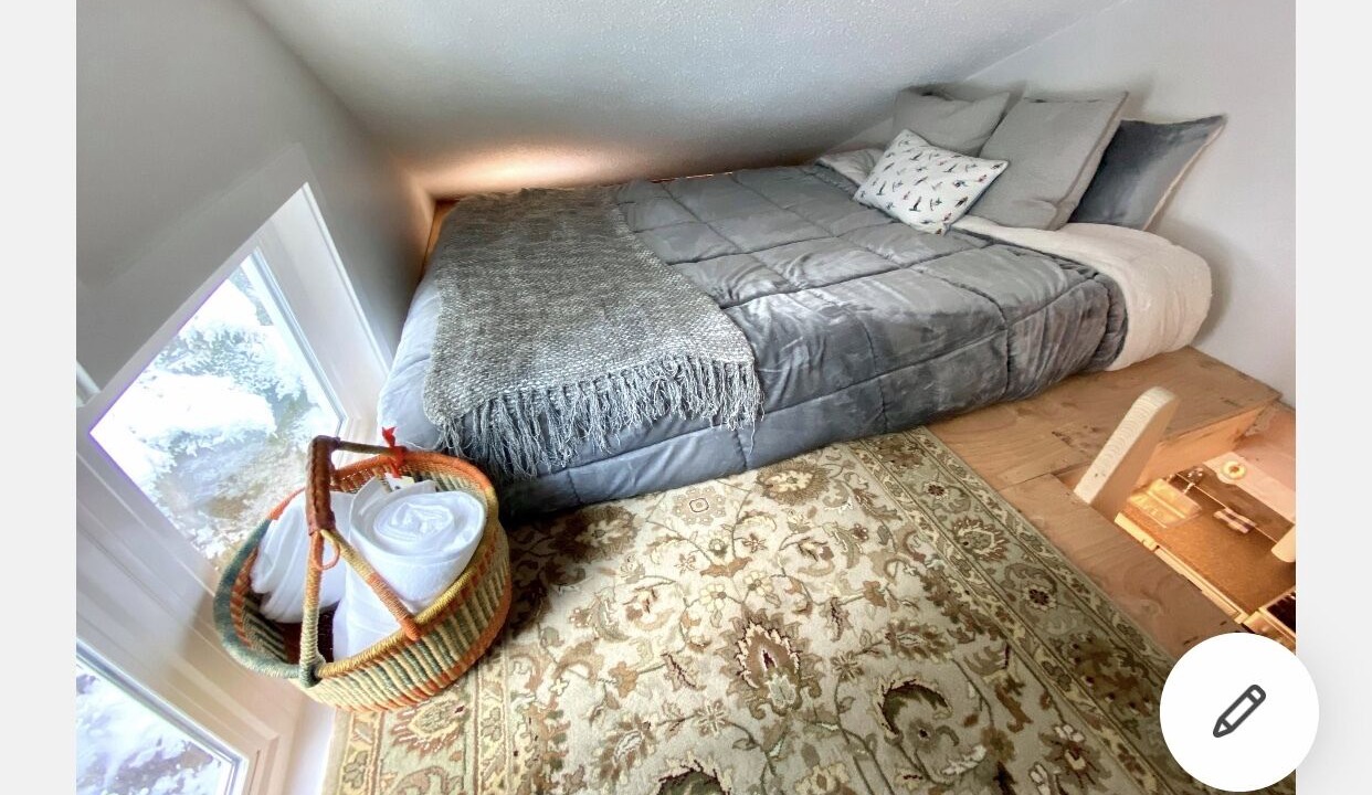 Photo of Bedroom in Whistler Creekside